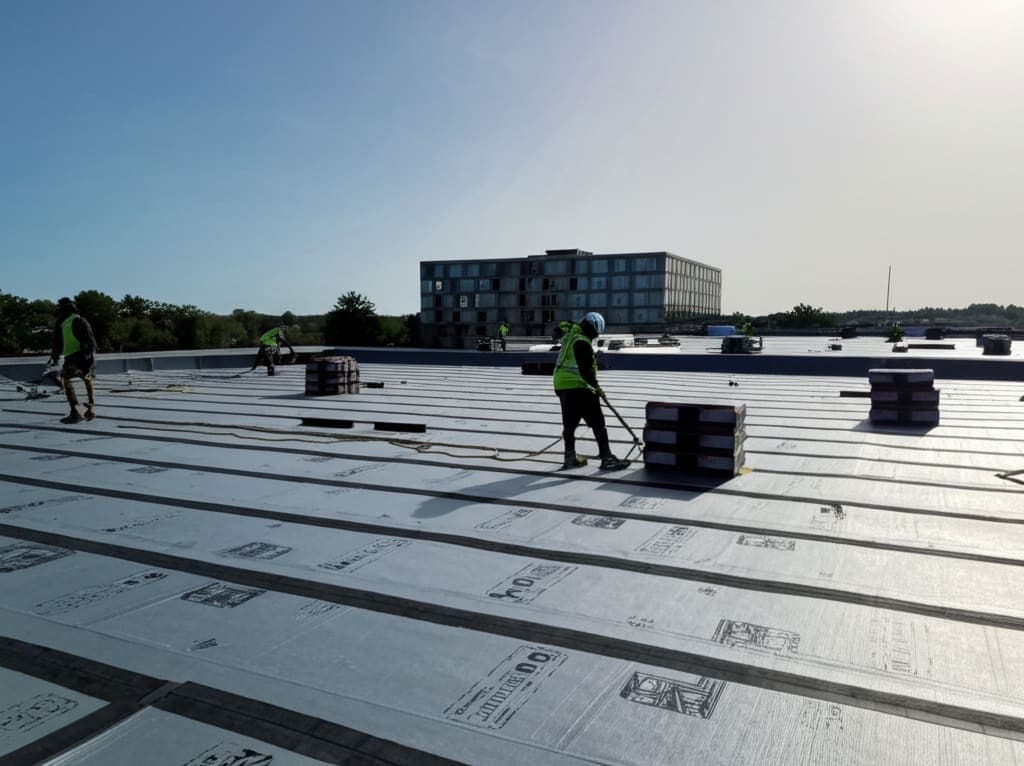 Commercial roofing installation